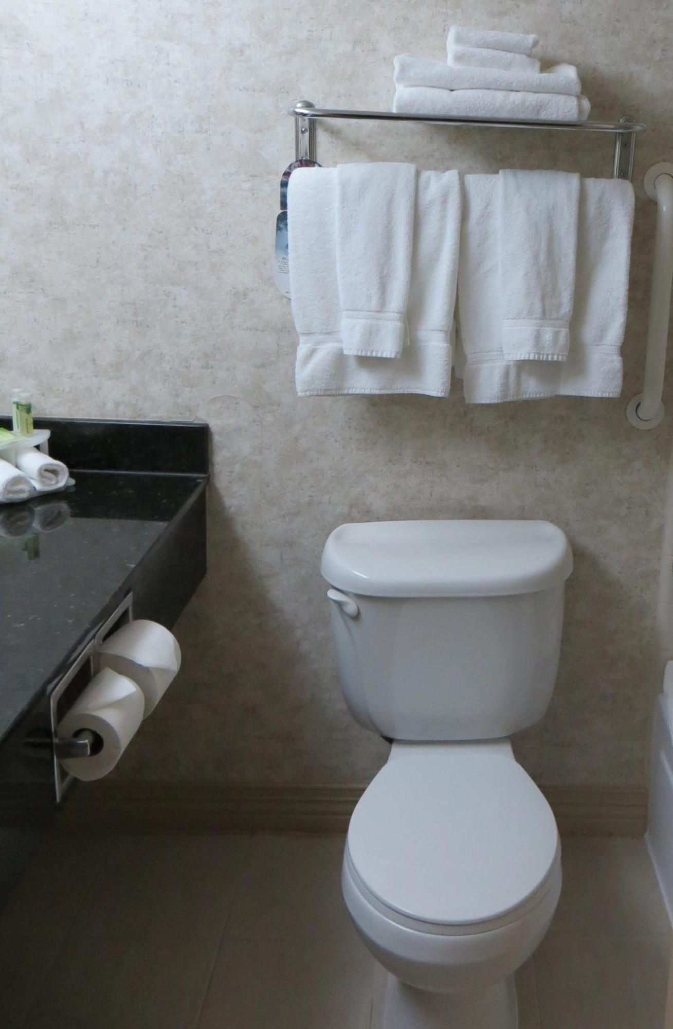 Holiday Inn Express Pembroke By Ihg Zimmer foto